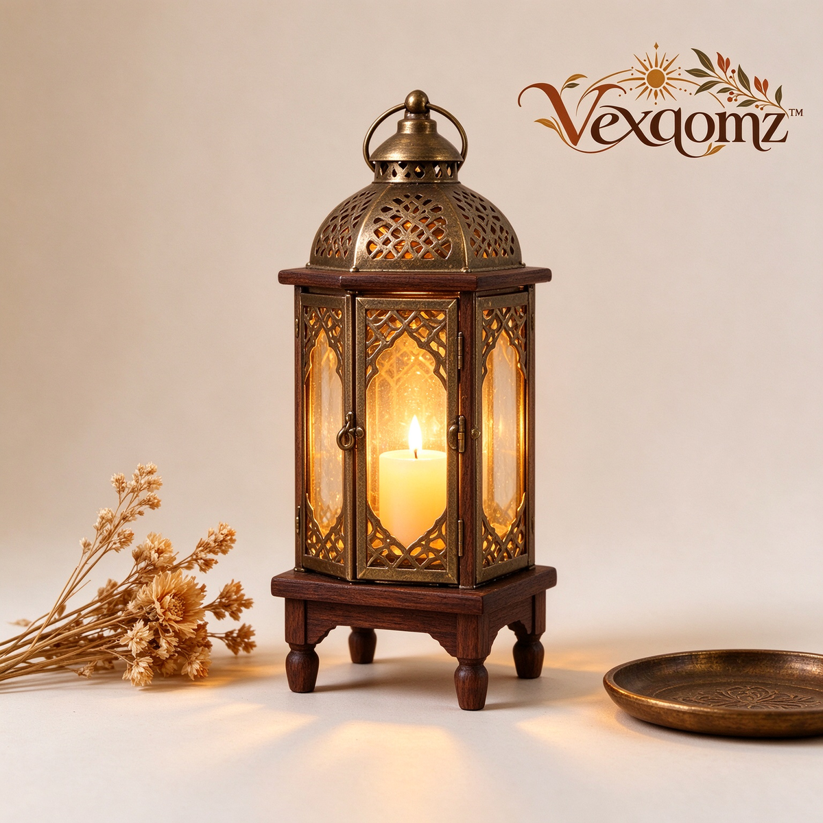 Vexqomz™ Vintage-Style Glass Lantern with Wooden Base